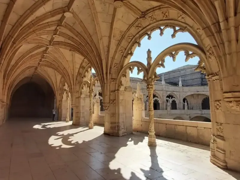 Explorar Belém: Visita guiada e bilhetes ao Mosteiro dos Jerónimos - 2