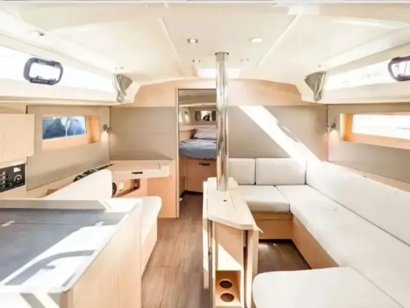 image 4 - Beneteau Oceanis 41.1 - Alquiler de yate privado