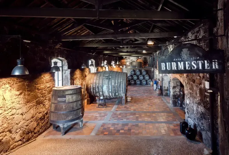 image 5 - Porto Sightseeing Bus + Wine Cellar - Explorer 48h