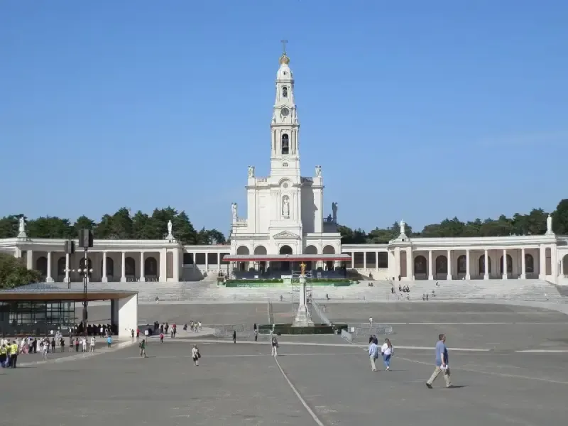 A partir de Lisboa: Tour por Fátima, Óbidos e Nazaré - Main