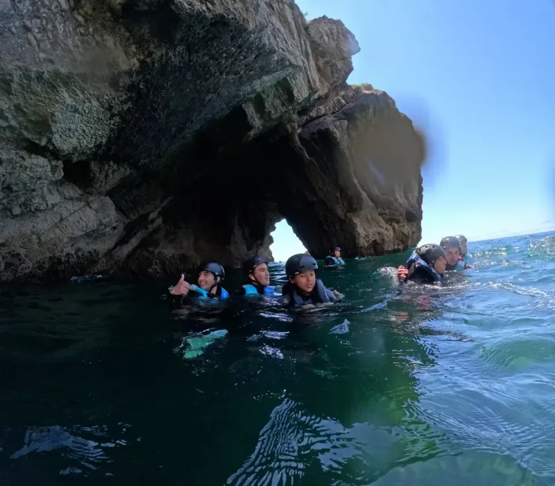 image 5 - Coasteering on the Coast of Sesimbra