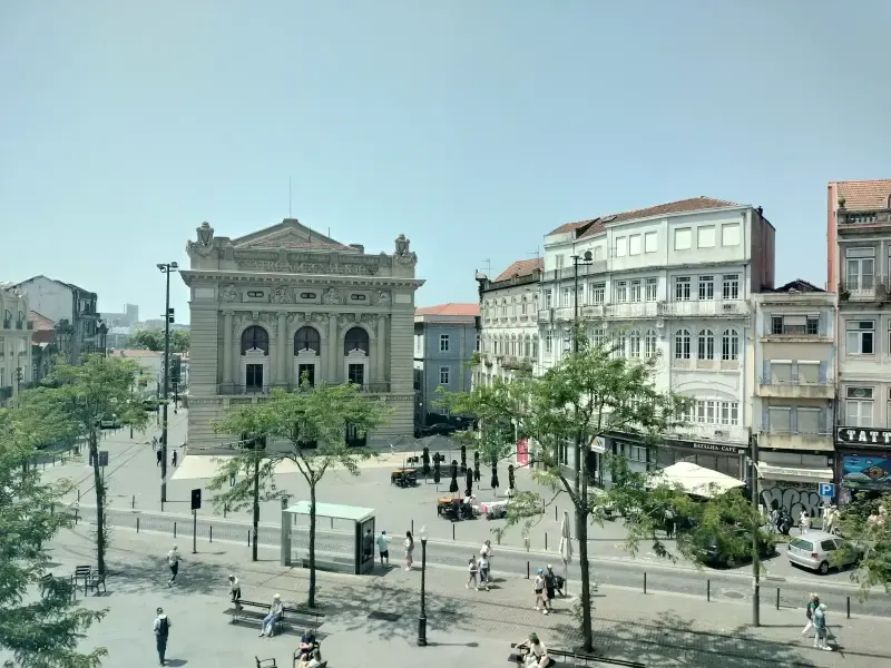 image 4 - Porto: Visita Guiada Privada a Pé Entre Pontes e Memórias