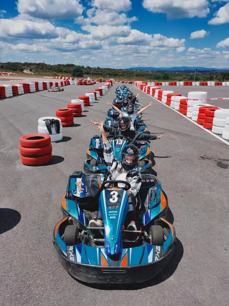 Aventura de Kart: Velocidade, Diversão e Emoção para Toda a Família - 2