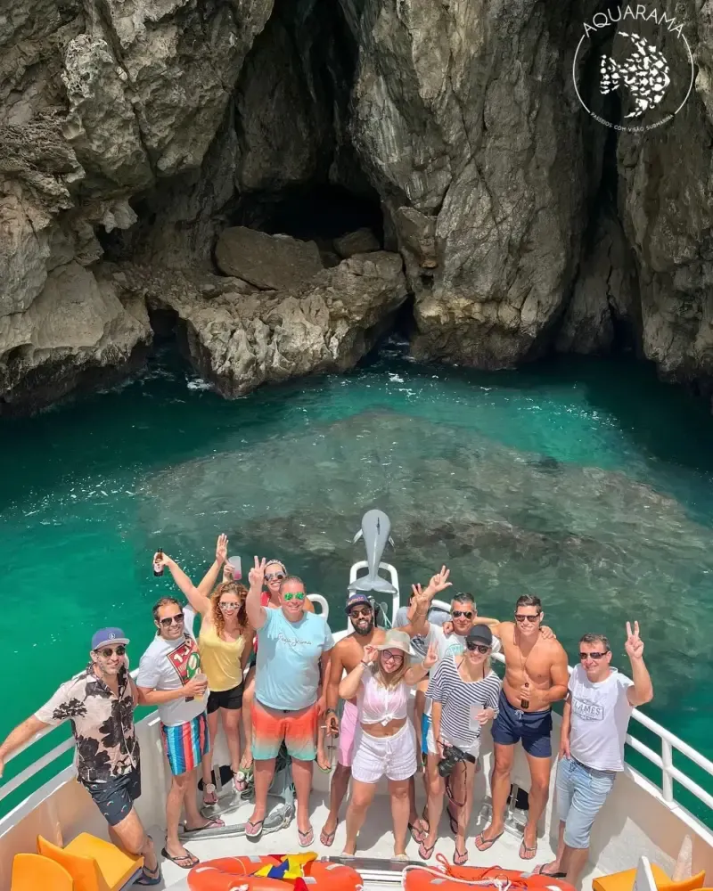 Passeio de barco com vista subaquática - 3