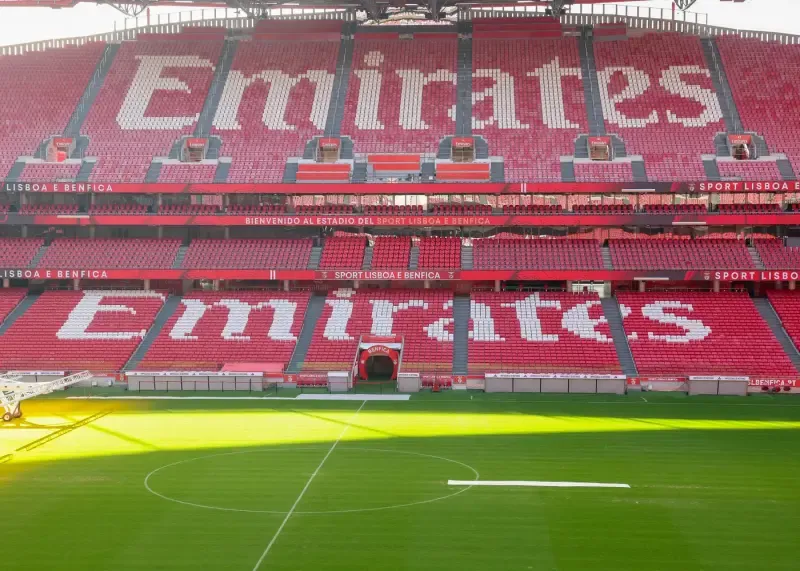 SL Benfica: Family Stadium & Museum Pack + Official Scarf - 3
