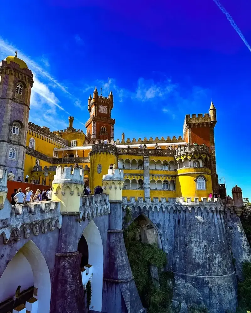 Excursão privada de meio dia a Sintra com bilhetes incluídos para o Palácio da Pena. - 2