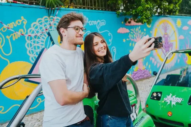 image 5 - Passeio de carro elétrico pela arte de rua de Lisboa.