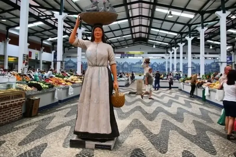 image 4 - Private Azeitão Cheese Workshop, Wine Tasting & Sesimbra Tour