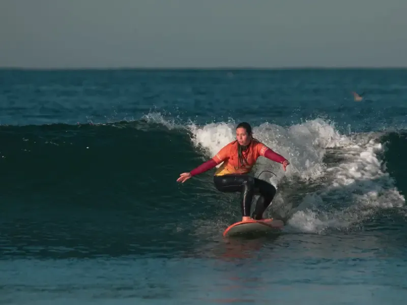image 4 - Aula de surf em grupo no Porto