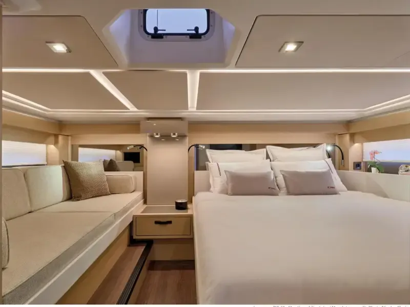 image 5 - Jeanneau DB43 - Private Yacht Charter