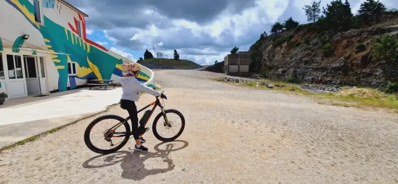 Passeio de E-Bike: Fátima e Pegadas Jurássicas Parque Natural da Serra de Aire - Main