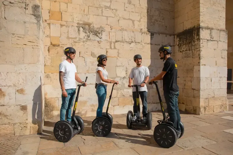 image 4 - Excursão em grupo de Segway em Lisboa por Alfama e Mouraria