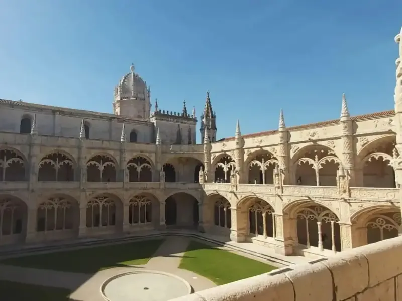 Explorar Belém: Visita guiada e bilhetes ao Mosteiro dos Jerónimos - 3