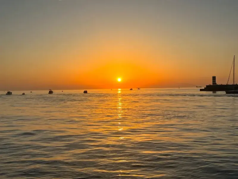 image 4 - Passeio relaxante de veleiro com parada no rio Douro