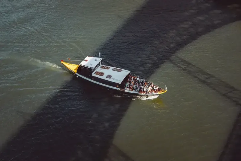 6 Bridges Cruise - 3