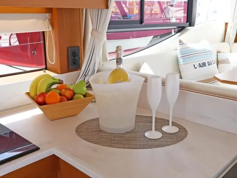 Sunset Luxury Yacht Charter - 3