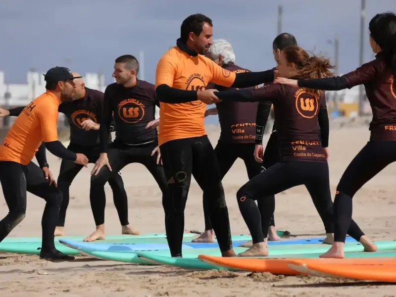 Experiencia de surf en Caparica: ¡Domina el océano con guía experta! - 2