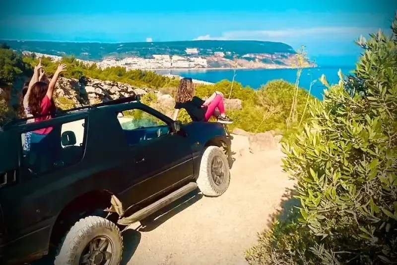 Passeio privado de jipe 4X4 e piquenique na praia na Arrábida e Sesimbra saindo de Lisboa - 2