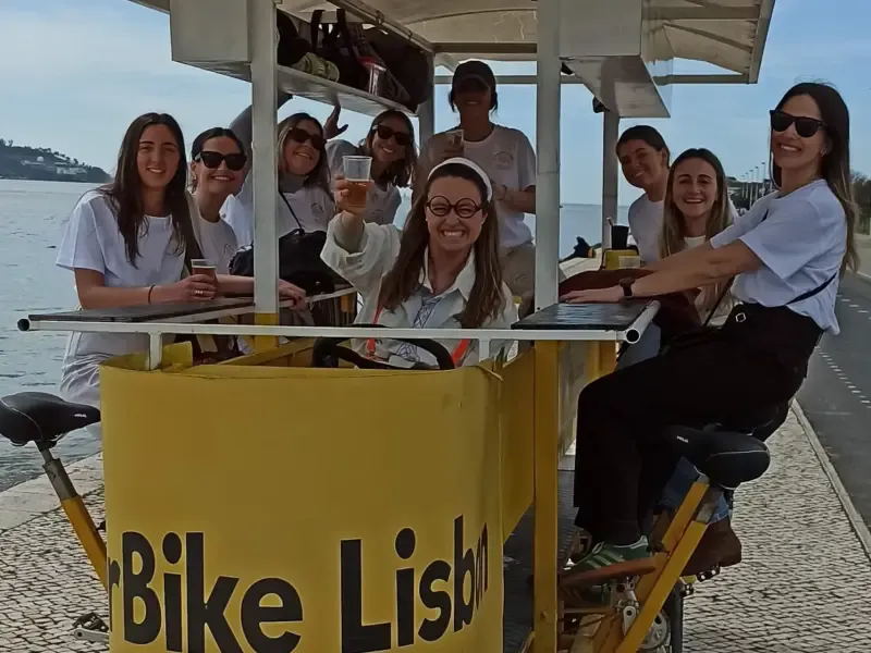 Lisbon: 1-Hour Beer, Sangria or Wine Bike Sightseeing Tour - 2