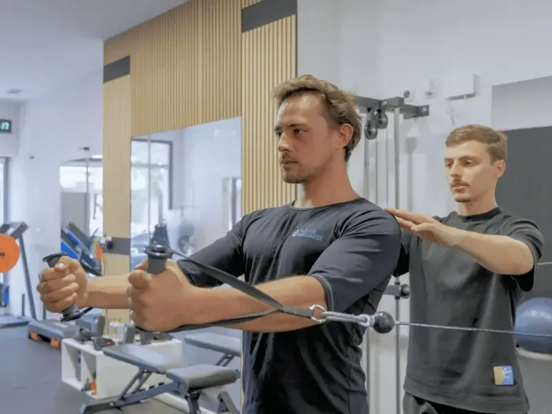 Sesión de entrenamiento personal con electroestimulación muscular (EMS) de 20 minutos - 2