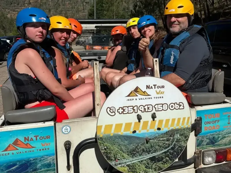 image 4 - Passeios de canoa no rio Paiva, perto do Porto.