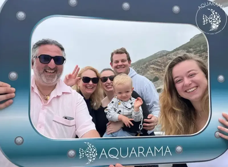 image 4 - Passeio de barco com vista subaquática