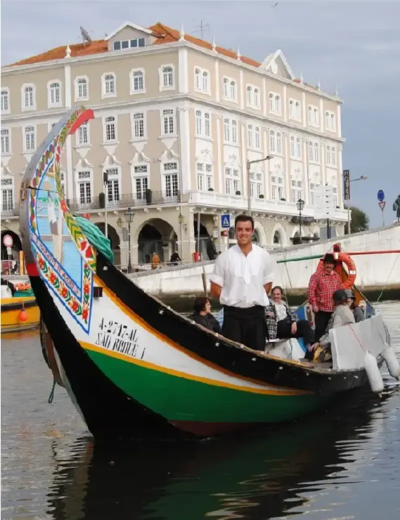 image 5 - Ria de Aveiro Moliceiro Trip