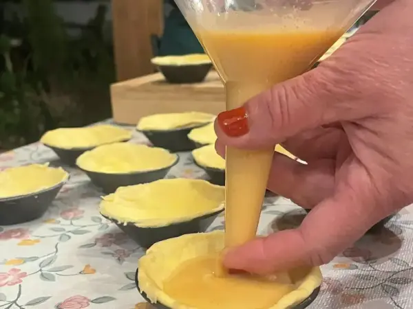 Vamos a hacer Pastel de Nata no Terraço con Jorge e Isabel