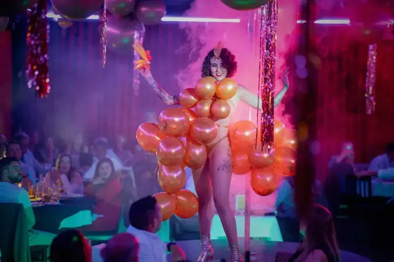 Porto: The Lingerie Restaurant – Sensual Dinner & Cabaret Show