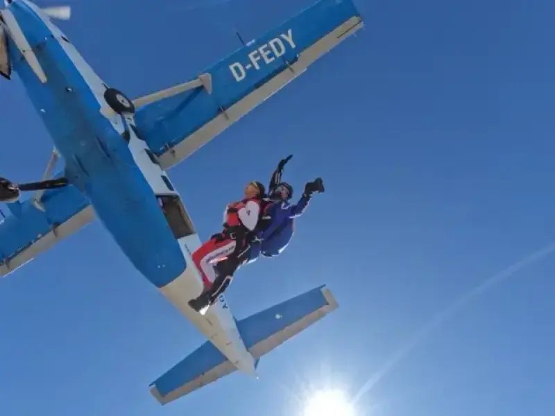 Premium Pack | Tandem jump at 15000 ft: