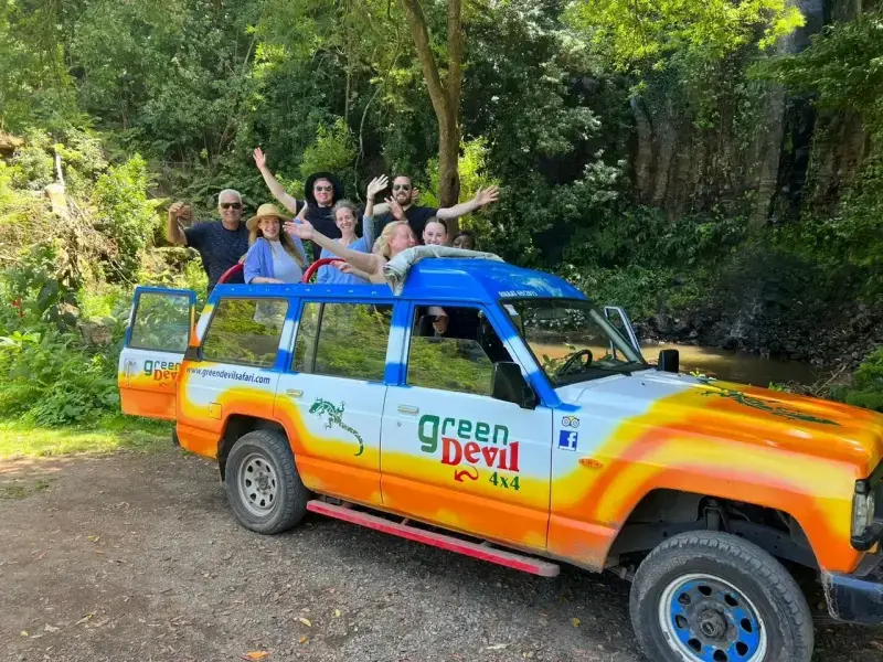 Aventura por Pico Areeiro en una excursión en 4x4 con Santana por el este.