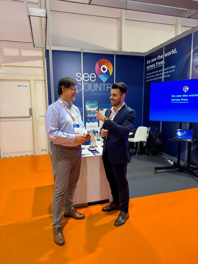 SEE Countries presenting its travel-tech platform to an industry visitor at BTL 2024